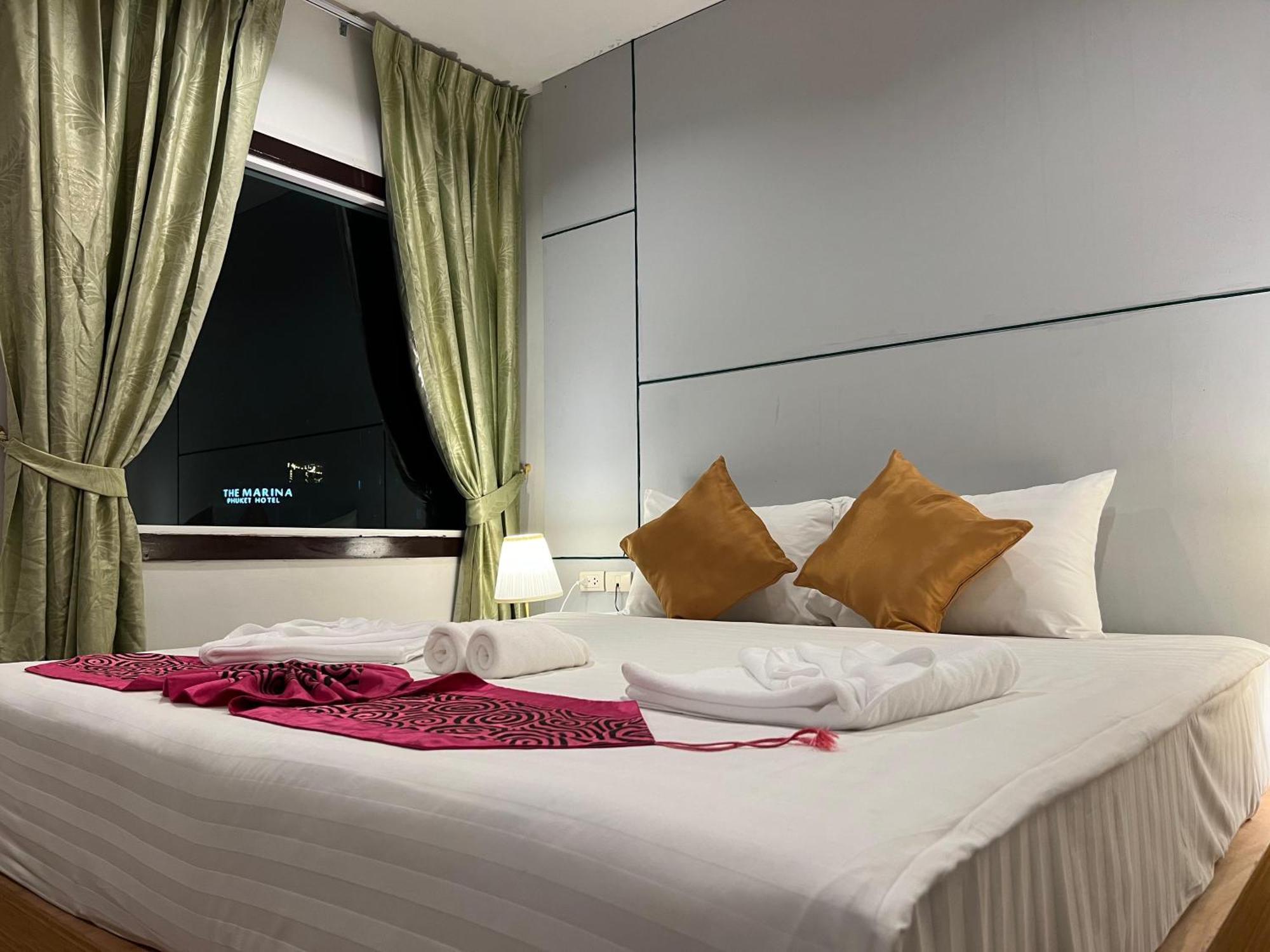 Zephyr Grand Hotel Patong Ngoại thất bức ảnh